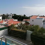Διαμέρισμα Modern With Sunny South Facing Terrace