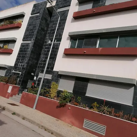 Modern With Sunny South Facing Terrace *