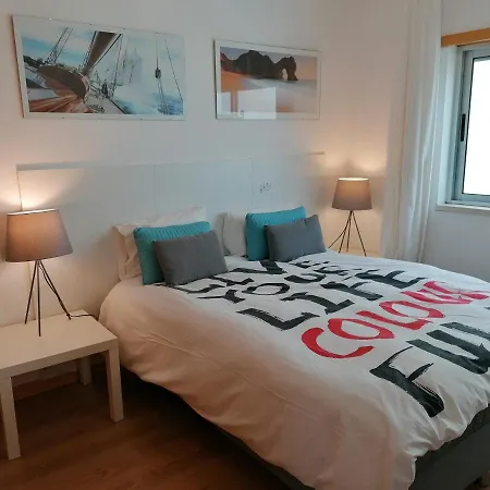 Apartmán Modern With Sunny South Facing Terrace *