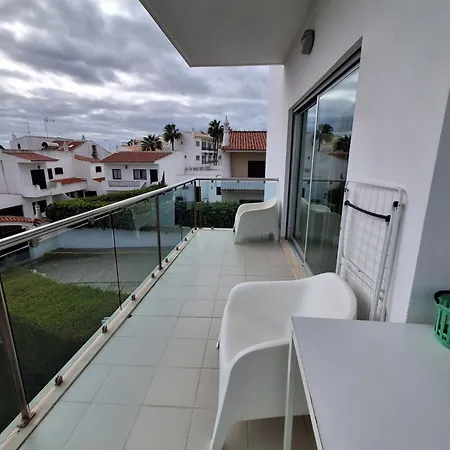 Appartamento Modern With Sunny South Facing Terrace Albufeira
