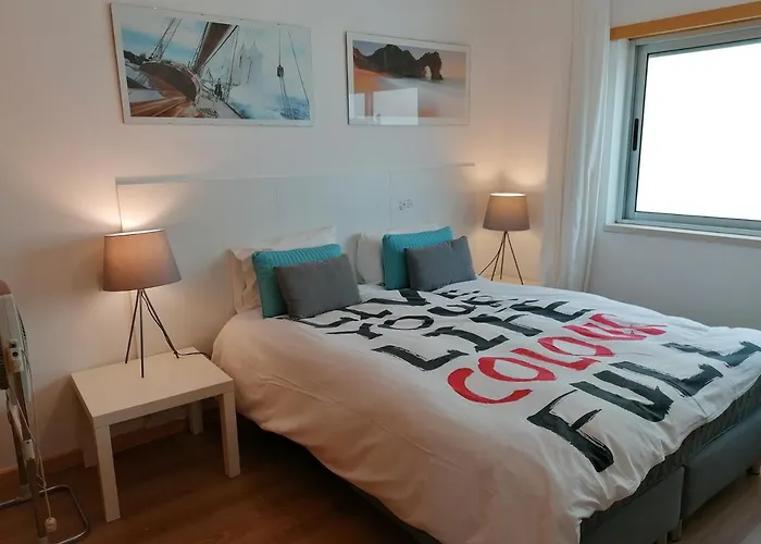 아파트 Modern With Sunny South Facing Terrace *