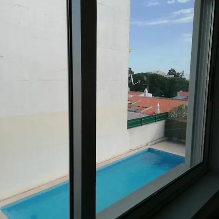 Modern With Sunny South Facing Terrace Apartment